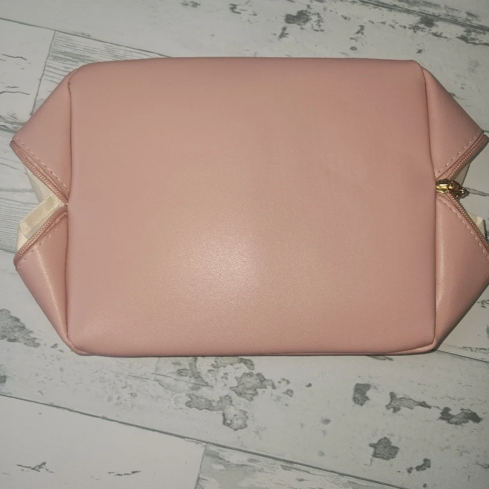Blush Cosmetic Case Rose Of No Man's Land NWOT